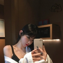 10k  悶騷敏感水多 易高潮  身材比例好