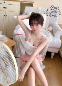 6k  可愛小正妹無煙味    皮膚白身材柔軟