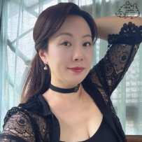 3300  超級騷 舌頭很厲害可以舔蛋“