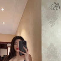 5000 一節  在床上很騷  敏感的濕穴 讓你玩盡興