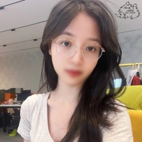 5000  稍微挑逗她小穴就濕